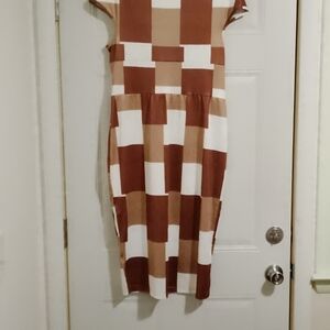 Elegant Brown and White Checkered Midi Dress